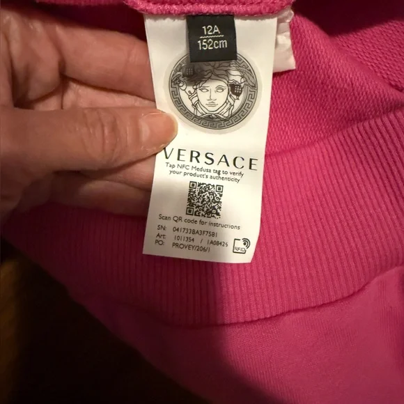 VERSACE Girl's Barocco Crop Hoodie Fuchsia Pink & Gold Yellow Jumper Baroque 12 - Picture 6 of 9
